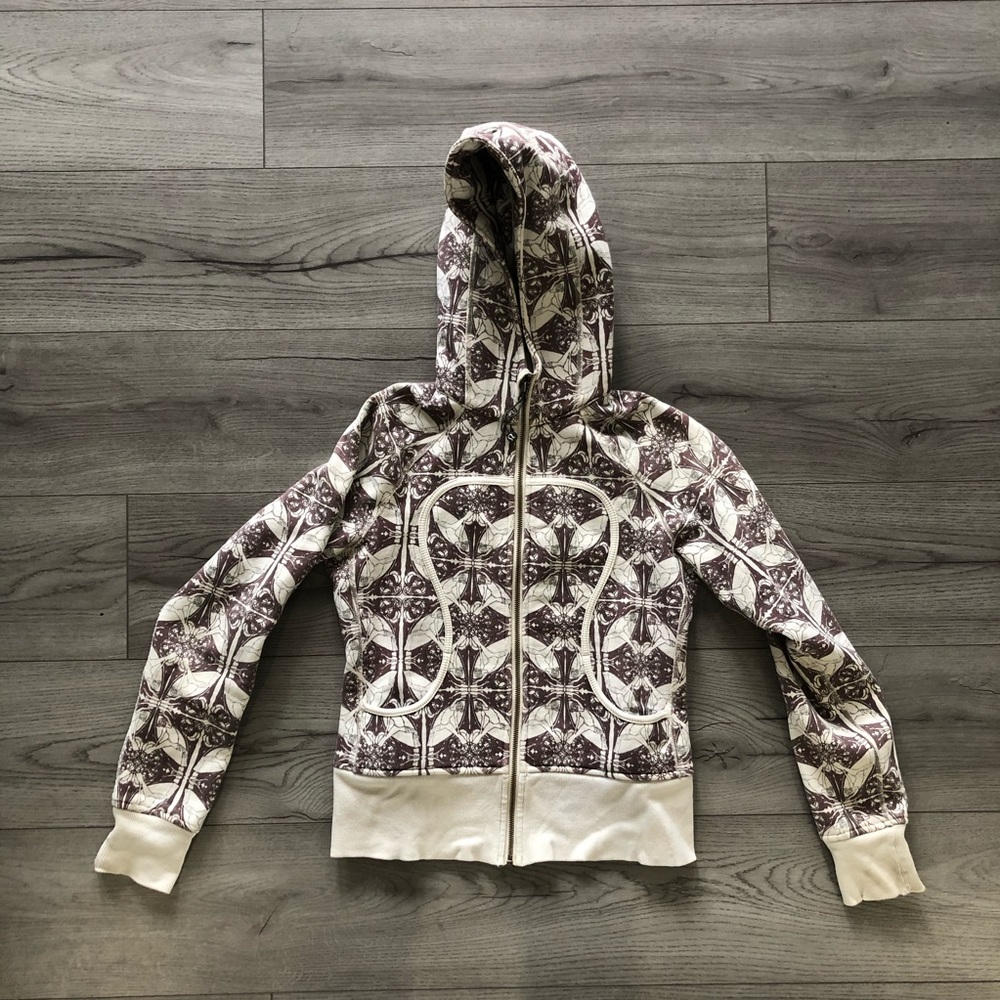 Rare Lululemon Scuba Yoga Hoodie - Picture 4 of 8